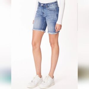 Kancan x Maurices Mid Rise Fray Hem 8 Inch Bermuda Denim Jean Shorts Size 31